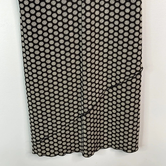 GAP Y2K Navy and White Floral Tiered Ruffled Dress Short Sleeves Crossover Sm - Picture 5 of 11